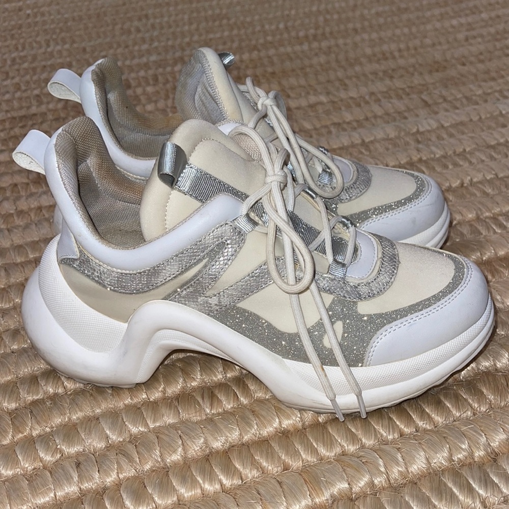Studio Italia silver embellished leather platform sneakers IT37